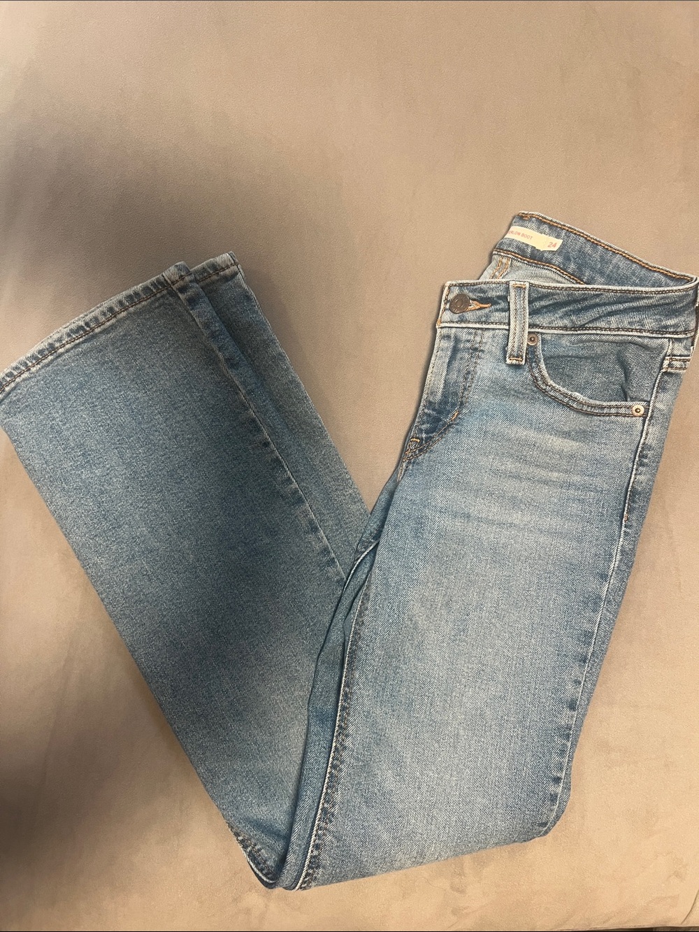 Levi’s Women’s Light Blue Superlow Boot Jeans - Picture 2 of 7